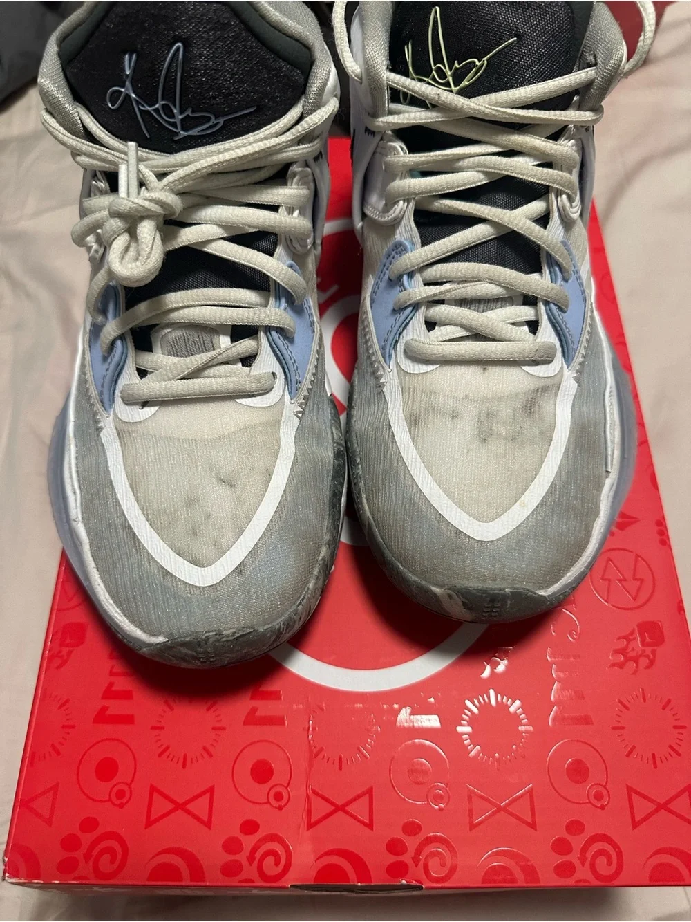 Nike Kyrie Irving 8 Infinity Sz 5.5Y/7W OG ALL